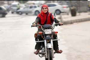 هشدار پلیس به بانوان موتورسوار؛ این کار جرم است